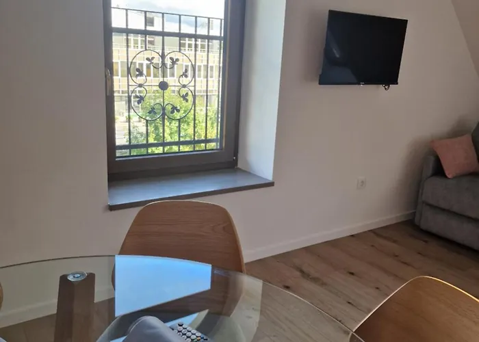 Antica Dolina * 波斯托伊纳